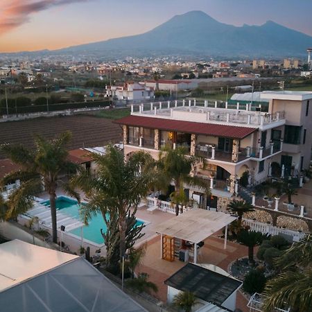Villa Aurelia Помпей Екстериор снимка