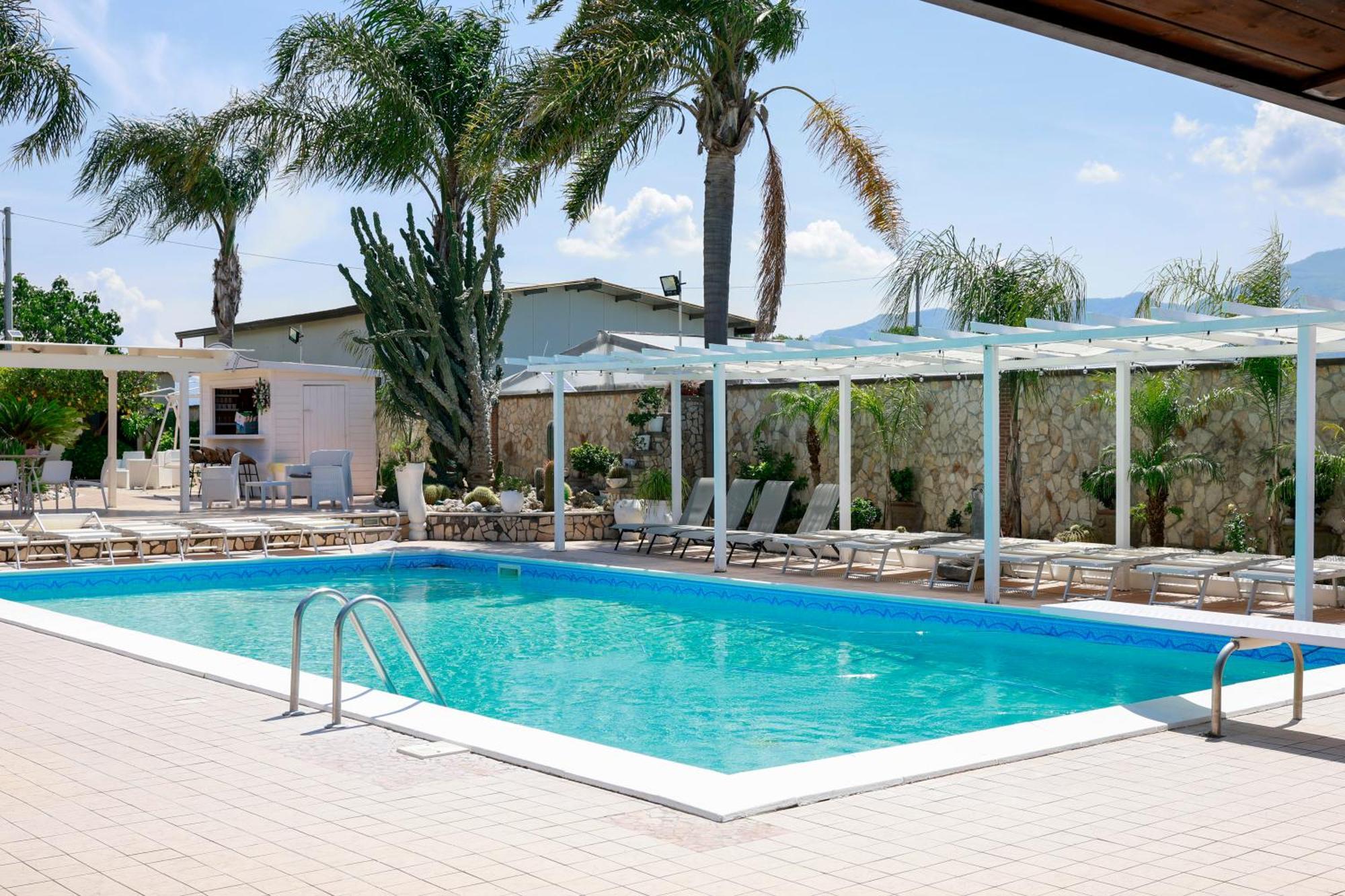 Villa Aurelia Помпей Екстериор снимка